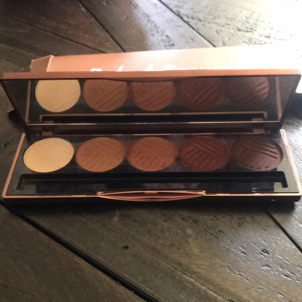 Baked browns eyeshadow palette